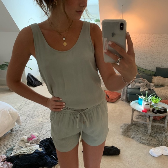 ROMPER - Picture 3 of 3